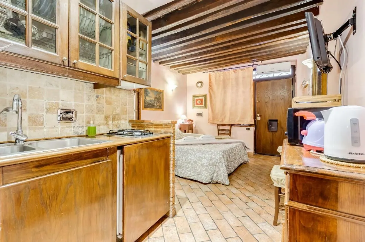 Vakantiehuis Colosseum Rione Monti 1 Rome Italië